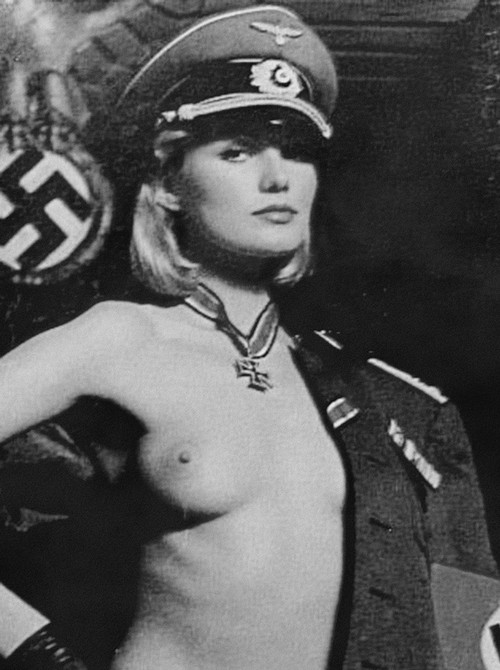 Секс в нацисткой армии.